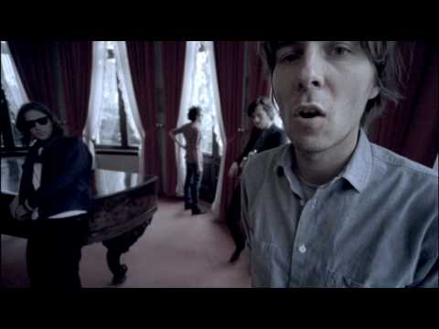 Youtube: Phoenix - Lisztomania (Official Video)