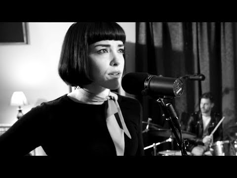 Youtube: Bo Diddley "Who Do You Love" cover by Elise LeGrow (Live Performance)