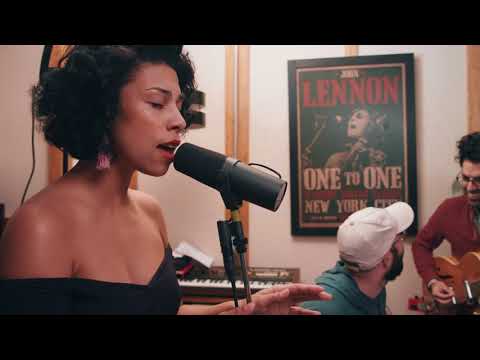 Youtube: Fix You - Coldplay - FUNK cover feat. Monica Martin!!