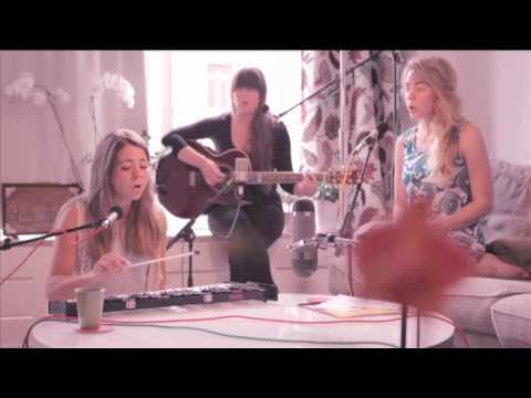 Youtube: Erato - It's Not My Fault I'm Happy