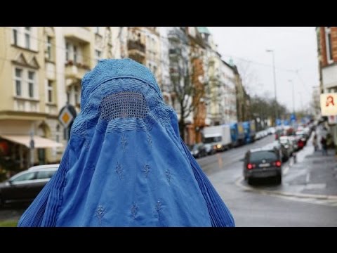Youtube: Mit der Burka durch Kassel - ein Test