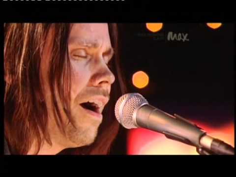 Youtube: Slash & Myles Kennedy MAX Sessions - Sweet Child O' Mine