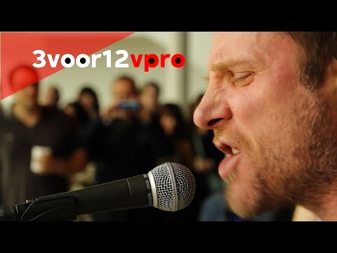 Youtube: Sleaford Mods 3voor12 Sessie op Le Guess Who? 2014