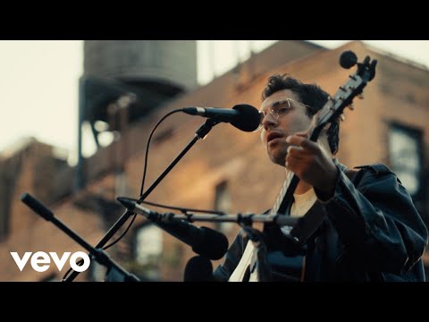 Youtube: Bleachers - Chinatown (BLEACHERS ON THE ROOF live at electric lady) ft. Bruce Springsteen