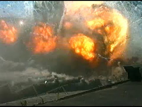 Youtube: Equivalent of 4-5 Tons of TNT detonation Enschede Netherlands 13 May 2000