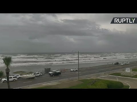 Youtube: Hurricane Harvey approaches Texas coast (STREAMED LIVE)