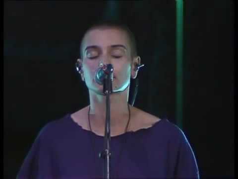 Youtube: Roger Waters & Sinead O'Connor   Mother