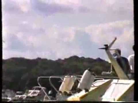Youtube: Saab JAS39 Gripen Crash 1993