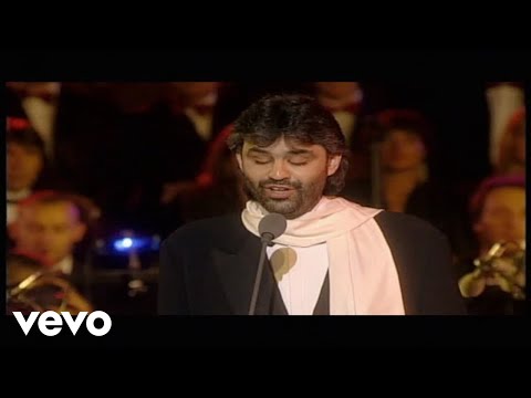 Youtube: Andrea Bocelli - La donna e' mobile - Live From Piazza Dei Cavalieri, Italy / 1997