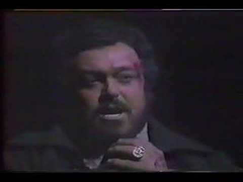 Youtube: Pavarotti E lucevan le stelle