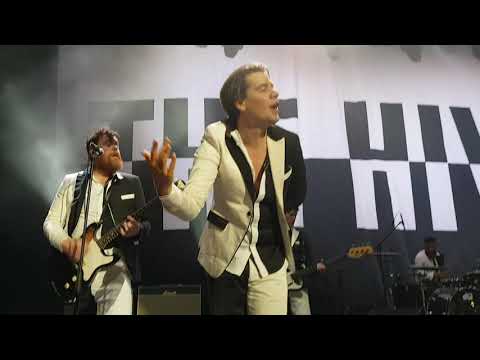 Youtube: The Hives - Hate to Say I told you So - Live Mexico City