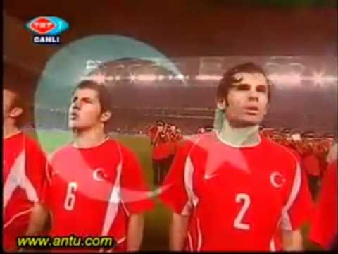 Youtube: Türkei gegen England - türkische Nationalhymne - ThugLife