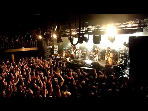 Youtube: Motorjesus - A new war & Medley (Rock you like hurrican & TNT) live in Hamburg 23.03.11