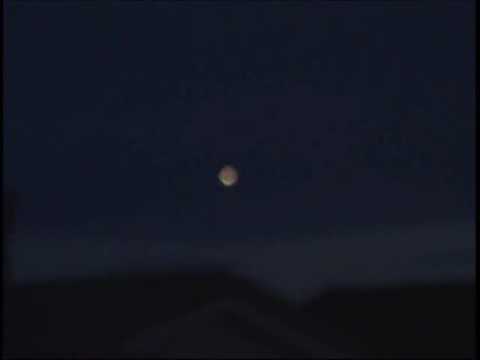 Youtube: UFO - Elk Grove, California, April 23, 2009