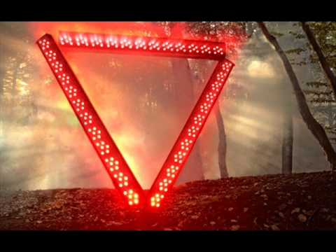 Youtube: Enter Shikari - Quelle Surprise