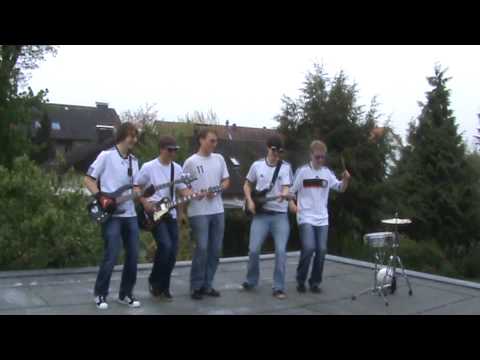 Youtube: Fußball WM-Song 2010 - Die Komakapelle