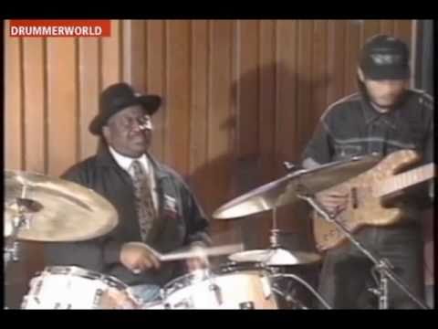Youtube: Bernard "Pretty" Purdie Funky Groovy Jam Session