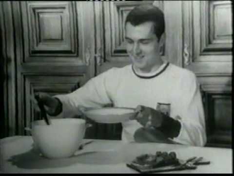 Youtube: Franz Beckenbauer: Kraft auf den Teller - KNORR auf den Tisch