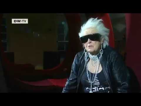 Youtube: Die britische DJane "Mamy Rock" | euromaxx