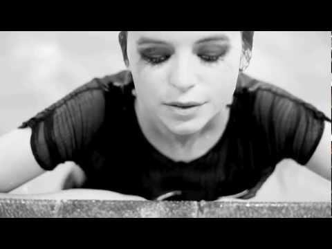 Youtube: Kyla La Grange - Heavy Stone (official video - Chess Club version)