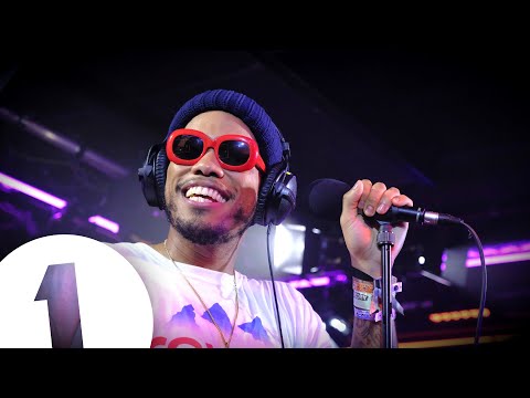Youtube: Anderson .Paak - Jet Black in the Live Lounge