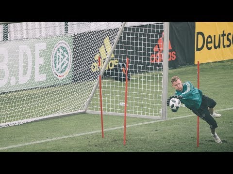 Youtube: Die Mannschaft: Flugstunde beim Torwarttraining