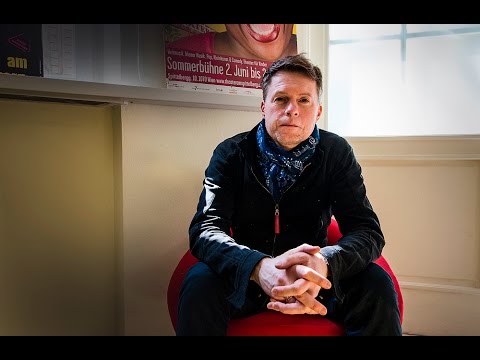 Youtube: AUF DEM ROTEN STUHL | Jimmy Kelly - Exklusiv-Interview zum Comeback der Kelly Family