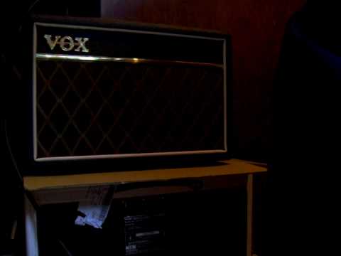 Youtube: VOX Pathfinder 10 mini-test