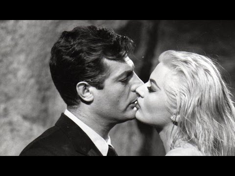 Youtube: La Dolce Vita 1960  ( Fontana di Trevi )