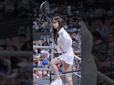 Youtube: 珠珢中場舞服裝 驚艷全場😍 #李珠珢 #이주은 #cheerleaders チアリーダー