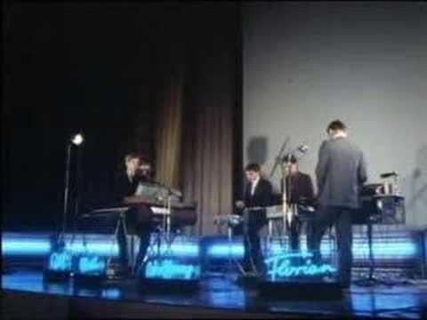 Youtube: kraftwerk- autobahn