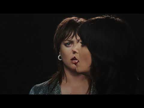 Youtube: Sharon Van Etten & Angel Olsen - Like I Used To (Official Video)