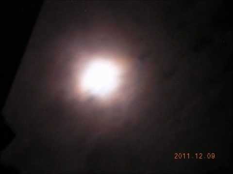 Youtube: Mond-Halo am 09.12. 2011