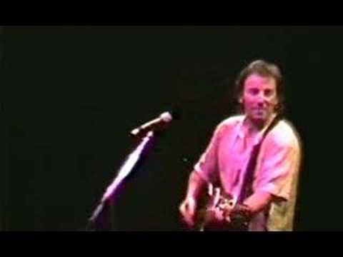 Youtube: Bruce Springsteen - 57 Channels (And Nothin' On) Acoustic
