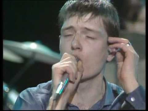 Youtube: THE JAM & JOY DIVISION - Something Else with Leyla Wairing