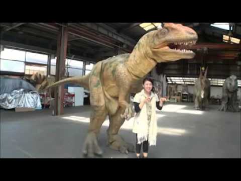 Youtube: Super Realistic Dinosaur Suit