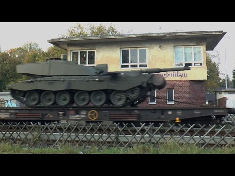 Youtube: British Military Tank Train rolling from Rheindahlen to the ukrainian Border (...)