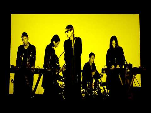Youtube: COLD CAVE - GLORY
