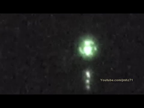 Youtube: UFO Over Brazil Dropping spheres- OVNI en Brazil soltando esferas Edit 24/01/2014