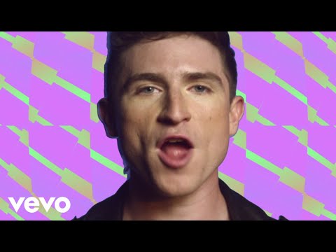 Youtube: WALK THE MOON - Shut Up and Dance (Official Video)