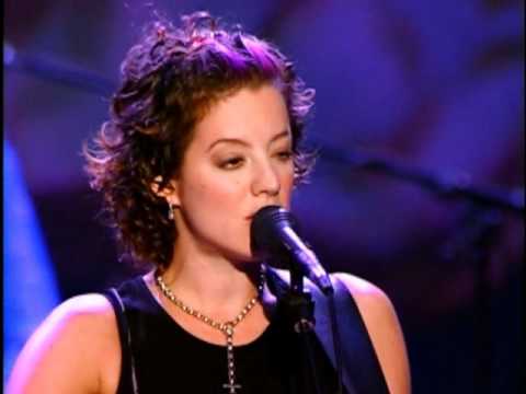 Youtube: Sarah McLachlan -  Building A Mystery