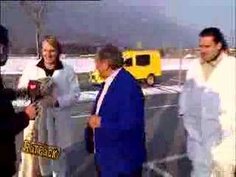 Youtube: straight jacket for UFO guru van Daniken