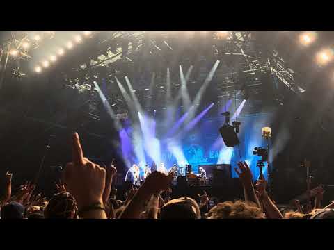Youtube: Neil Young Live Glastonbury 2025