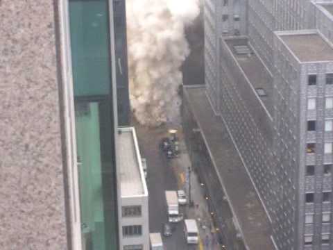 Youtube: Steam Pipe Explosion in Manhattan