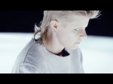 Youtube: Röyksopp & Robyn "Monument" (Music Video)