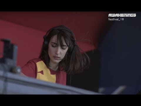 Youtube: Amelie Lens live at Awakenings Festival 2018