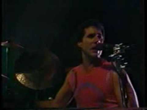 Youtube: 1983 Night Ranger "Don't Tell Me You Love Me" (Rock Palace)