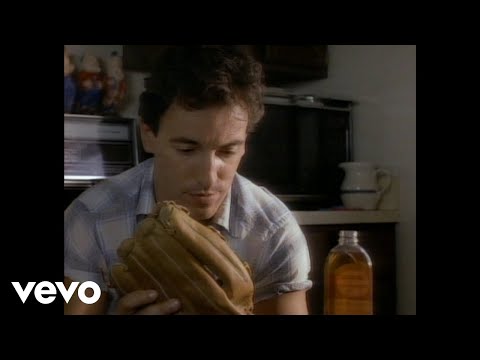 Youtube: Bruce Springsteen - Glory Days (Official Video)
