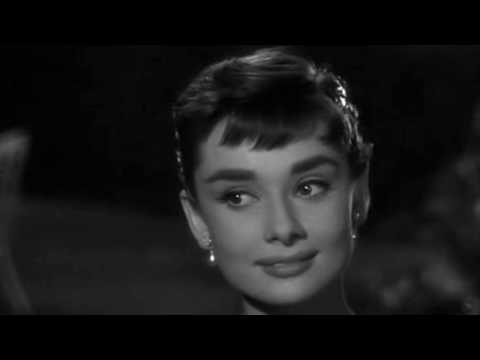 Youtube: Audrey Hepburn - Moon River