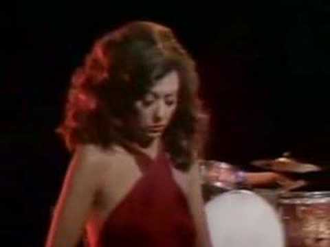 Youtube: Animal Playing Drums With Rita Moreno - Fever